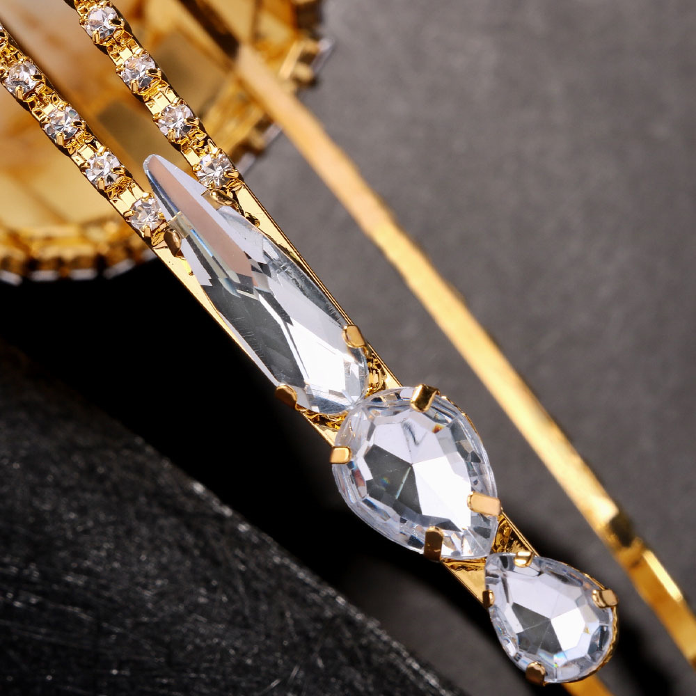 Best-selling Queen Exaggerated - đánh giá và giá Queen Accessories