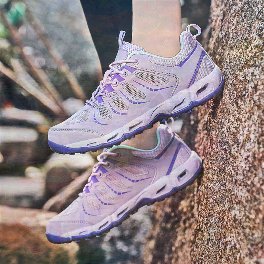 Sumer Round Tip Silver Sneaker - đánh giá và giá Women Accessories Business Name